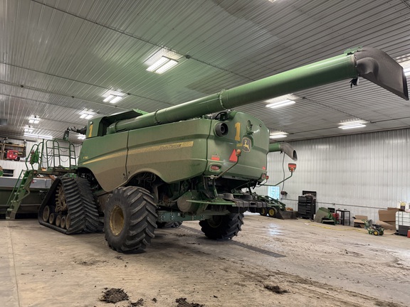 2024 John Deere S780 - Photo17