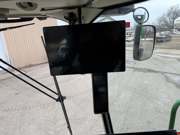 2024 John Deere S780 - Photo47