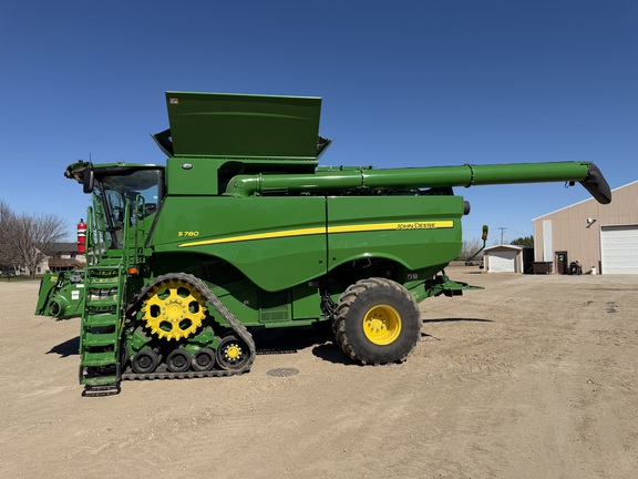 2024 John Deere S780 - Photo6