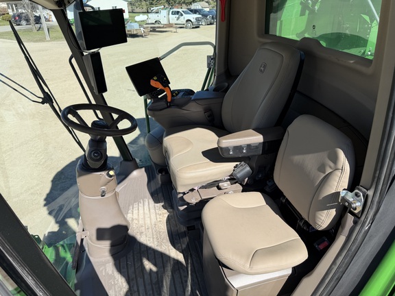 2024 John Deere S780 - Photo43