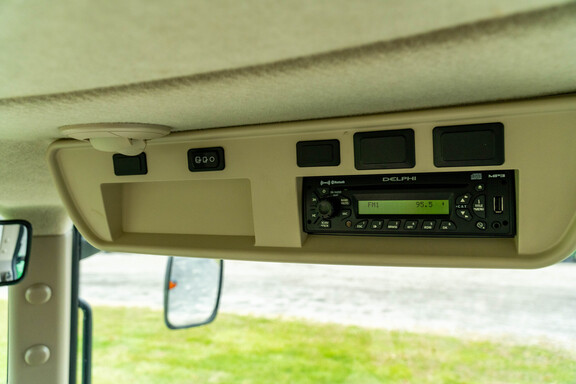 Used 2011 John Deere 7215R Row Crop Tractors at Koenig Equipment in Anna, OH - Photo32