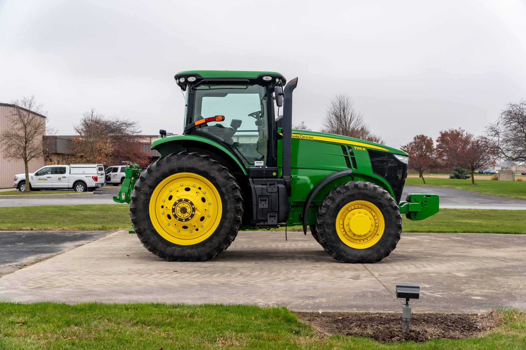 Used 2011 John Deere 7215R Row Crop Tractors at Koenig Equipment in Anna, OH - PhotoXL5