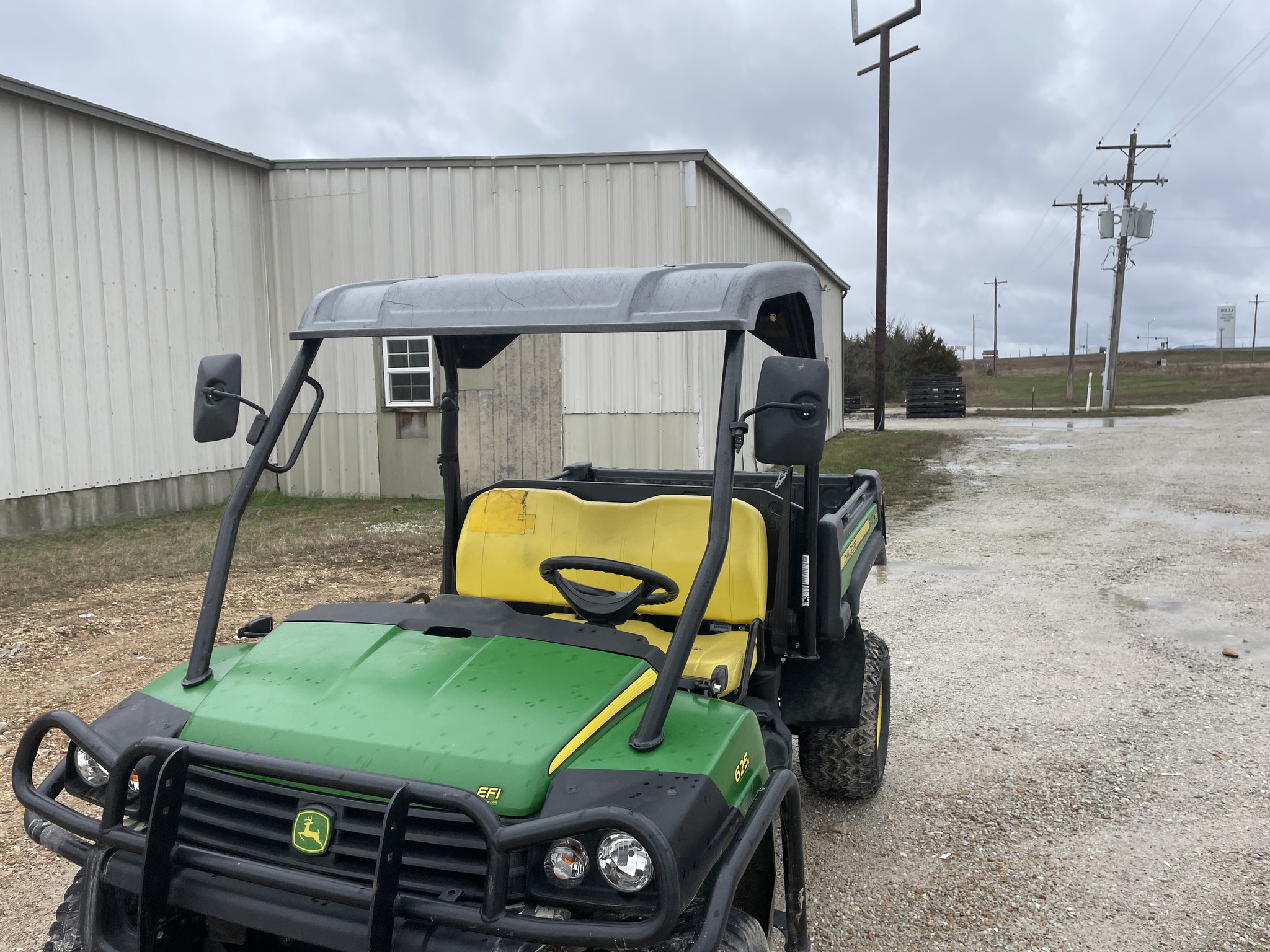  2015 John Deere XUV 625I GREEN at Heritage Tractor in Rolla, MO