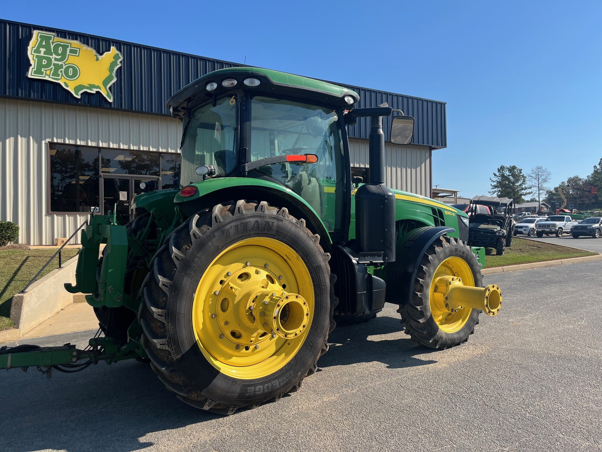 2013 John Deere 8310R Image 2
