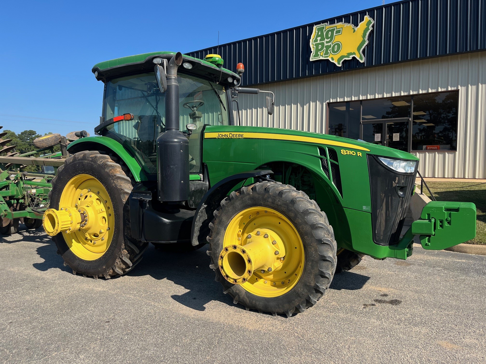 2013 John Deere 8310R Image 1