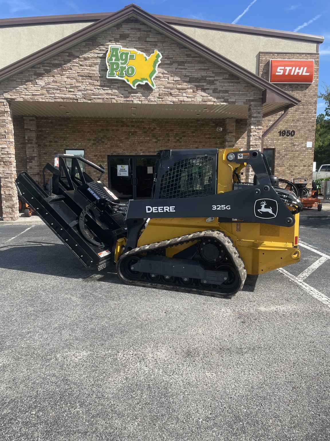 2024 John Deere 325G Image 5