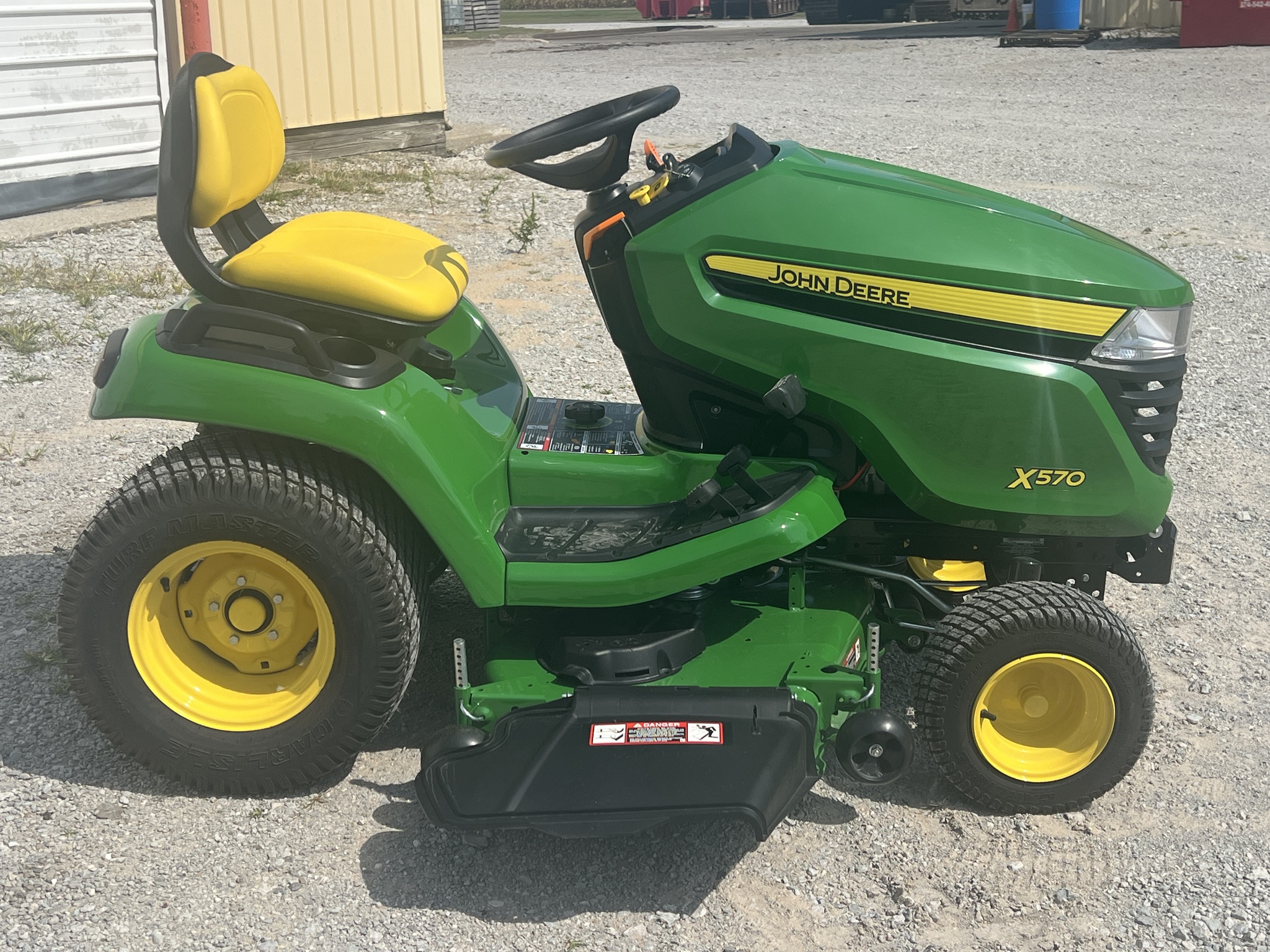 2024 John Deere X570 Image 2