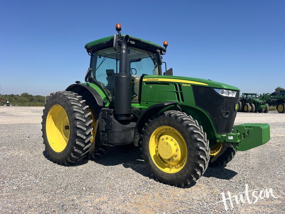 Photo of 2019 John Deere 7210R