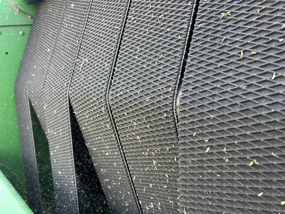 Used 2020 John Deere 560M Round Balers at Horizon Ag & Turf in Barrhead, AB - Photo5