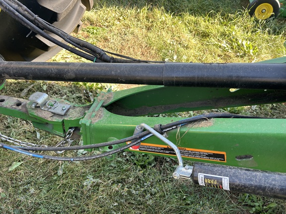 Used 2020 John Deere 560M Round Balers at Horizon Ag & Turf in Barrhead, AB - Photo7