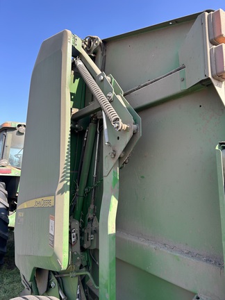 Used 2020 John Deere 560M Round Balers at Horizon Ag & Turf in Barrhead, AB - Photo2