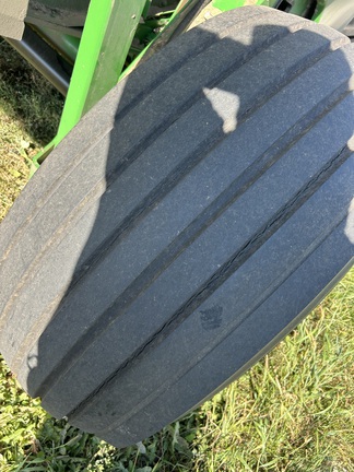 Used 2020 John Deere 560M Round Balers at Horizon Ag & Turf in Barrhead, AB - Photo18