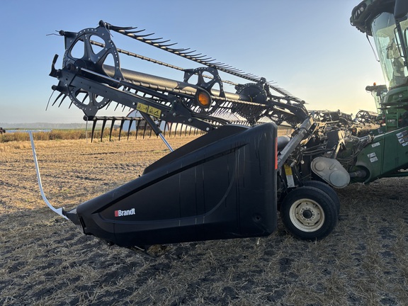 Used 2018 MacDon FD75-35 Combine Platforms at Horizon Ag & Turf in Mayerthorpe, AB - Photo3