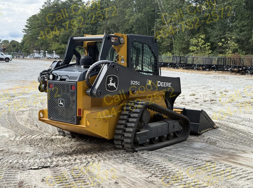 2022 John Deere 325G Image 5