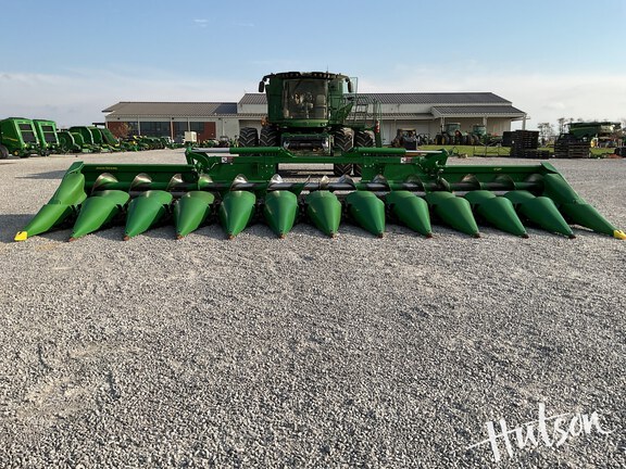 Photo of 2023 John Deere C12F