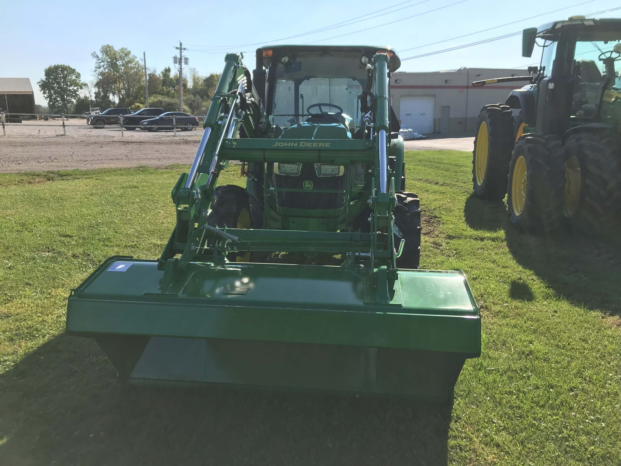 2025 John Deere 5075E Image 2