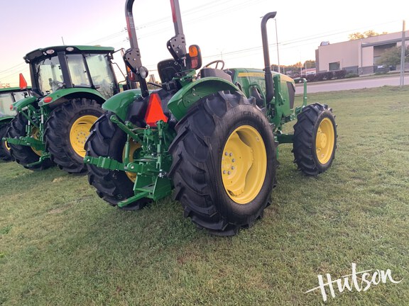 Photo of 2024 John Deere 5060E