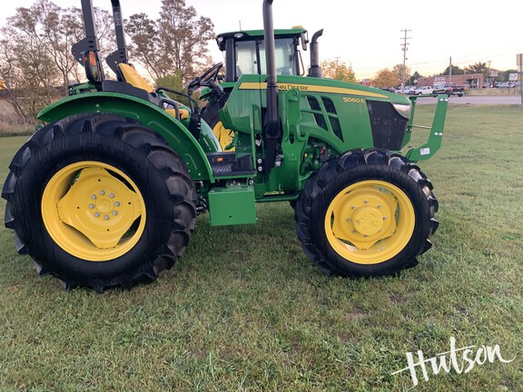 Photo of 2024 John Deere 5060E