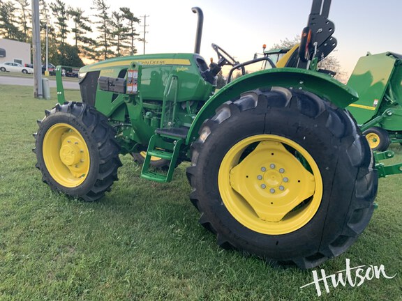 Photo of 2024 John Deere 5060E