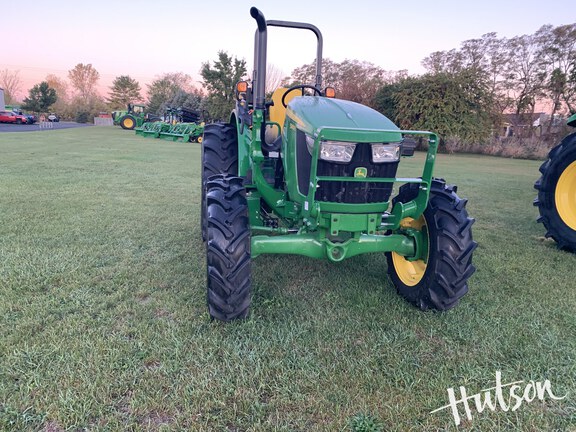 Photo of 2024 John Deere 5060E