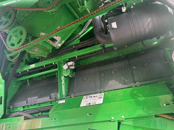 2015 John Deere S680 (26th thumbnail)