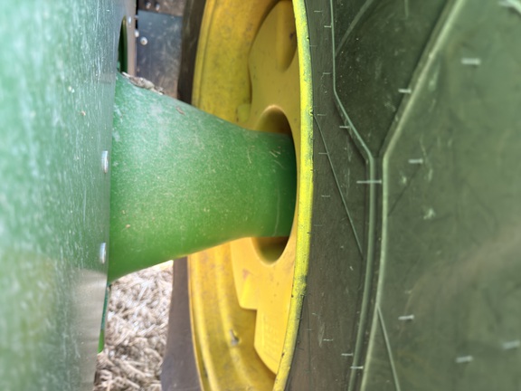 Photo of 2023 John Deere 9R 640