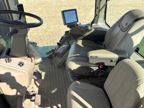 Photo of 2023 John Deere 9R 640
