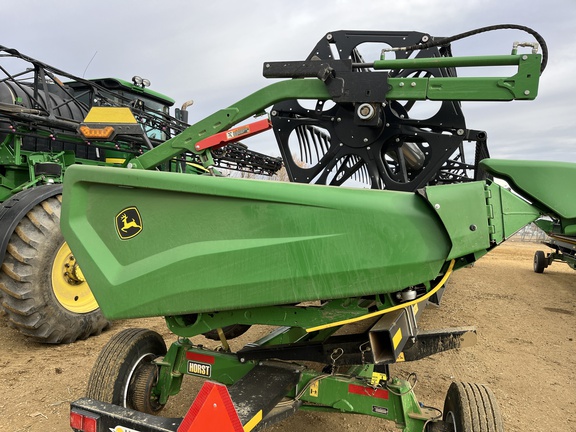 Used 2025 John Deere HDR 50 Combine Platforms at Horizon Ag & Turf in High Prairie, AB - Photo7
