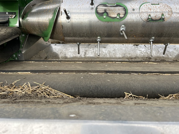 Used 2025 John Deere HDR 50 Combine Platforms at Horizon Ag & Turf in High Prairie, AB - Photo11