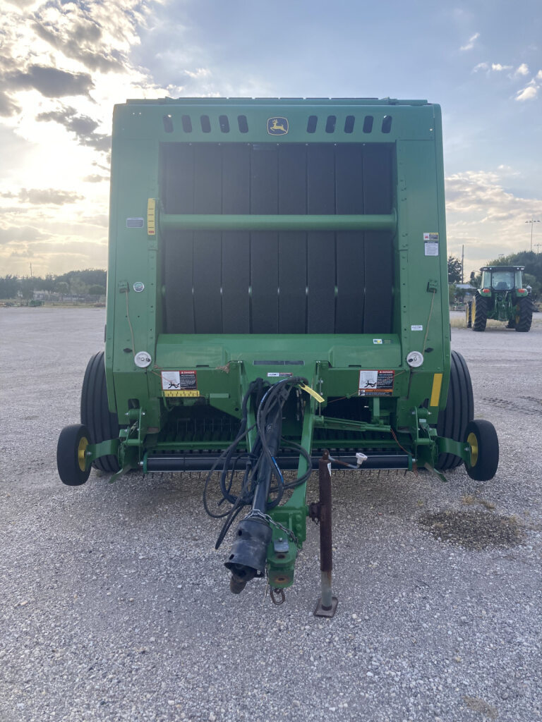 2018 John Deere 560M Image 3