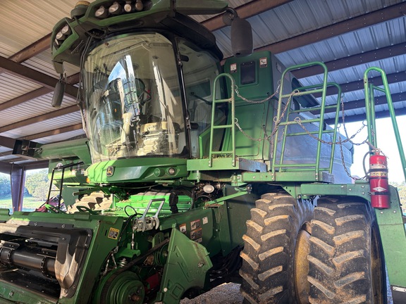 Photo of 2022 John Deere S770