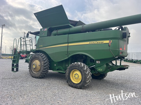 Photo of 2022 John Deere S770