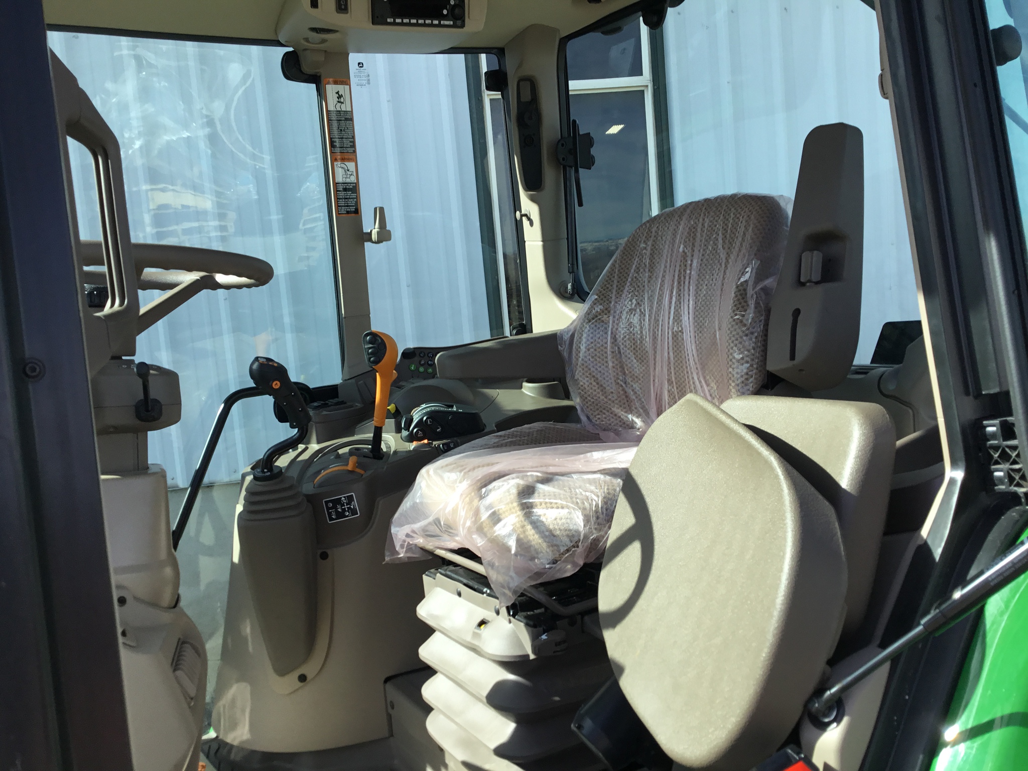 2024 John Deere 6120M Image 14