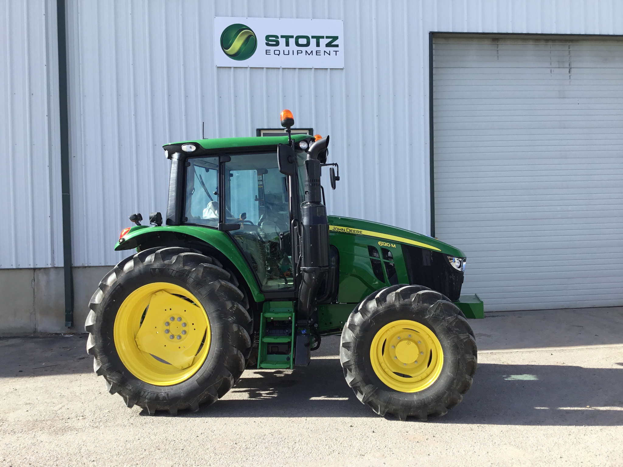 2024 John Deere 6120M Image 4