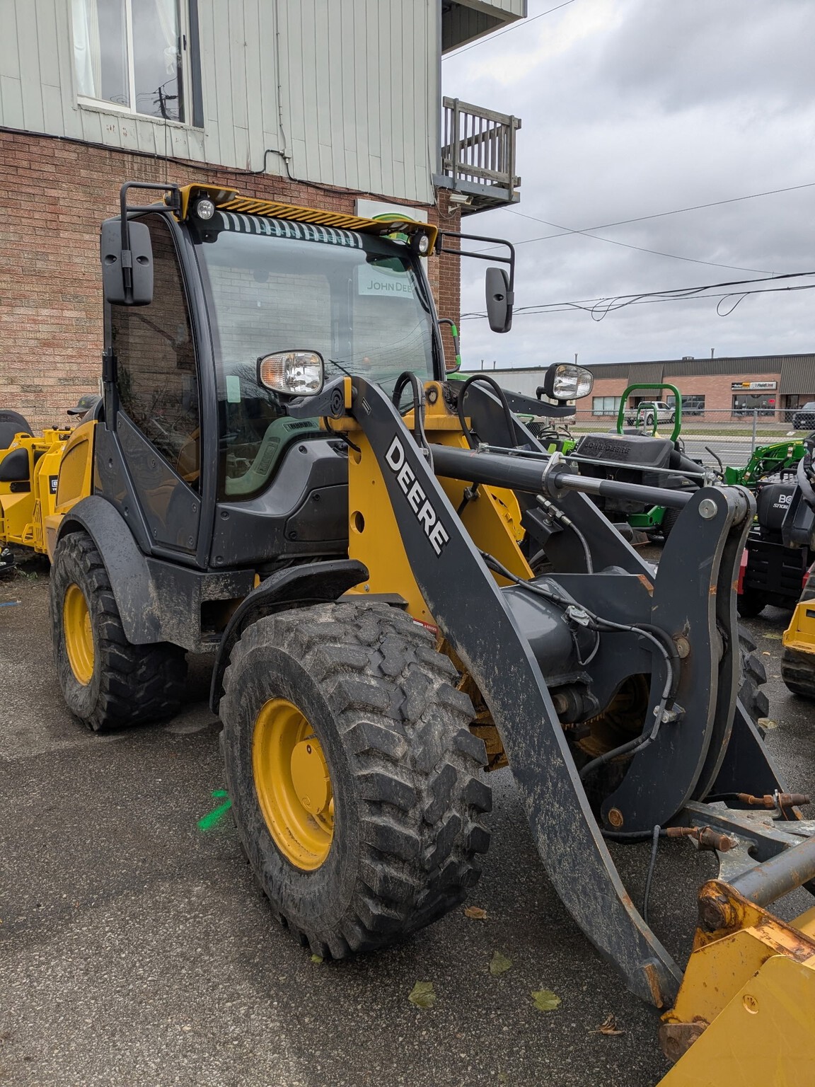 2021 John Deere 304L Image 2