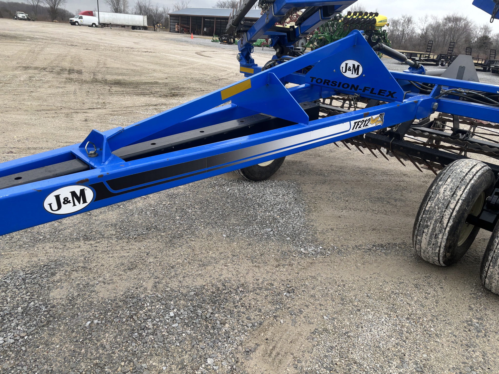 2016 J&M TF212 Image 7