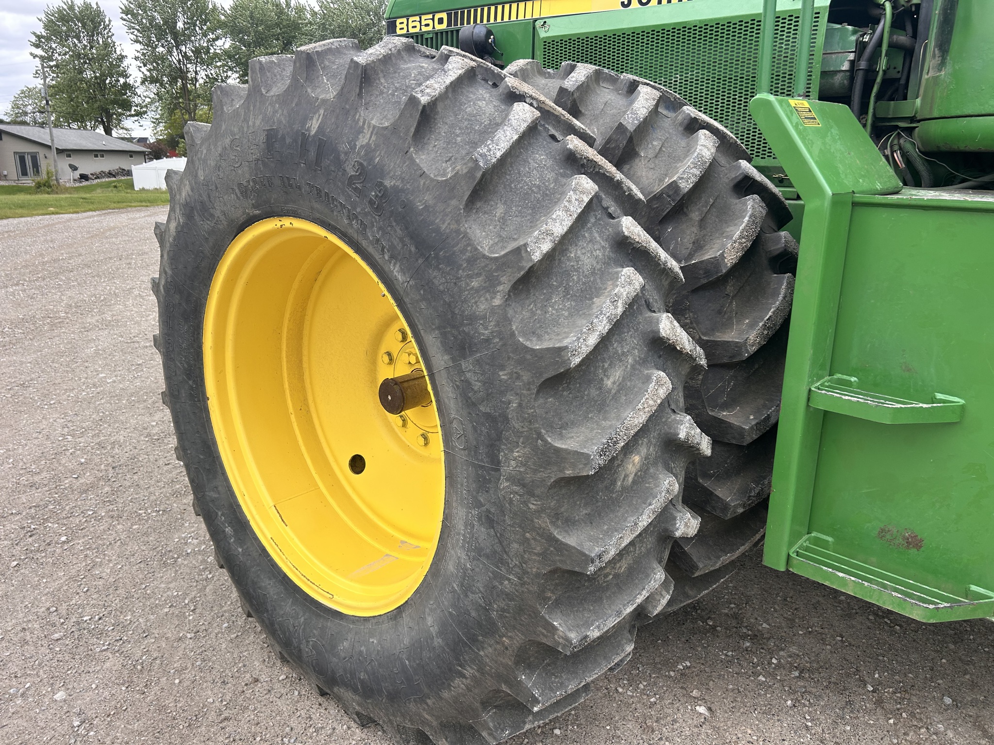 1983 John Deere 8650 Image 15