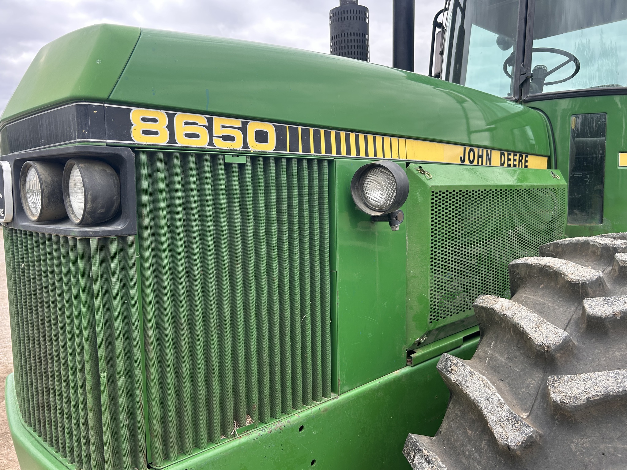 1983 John Deere 8650 Image 12