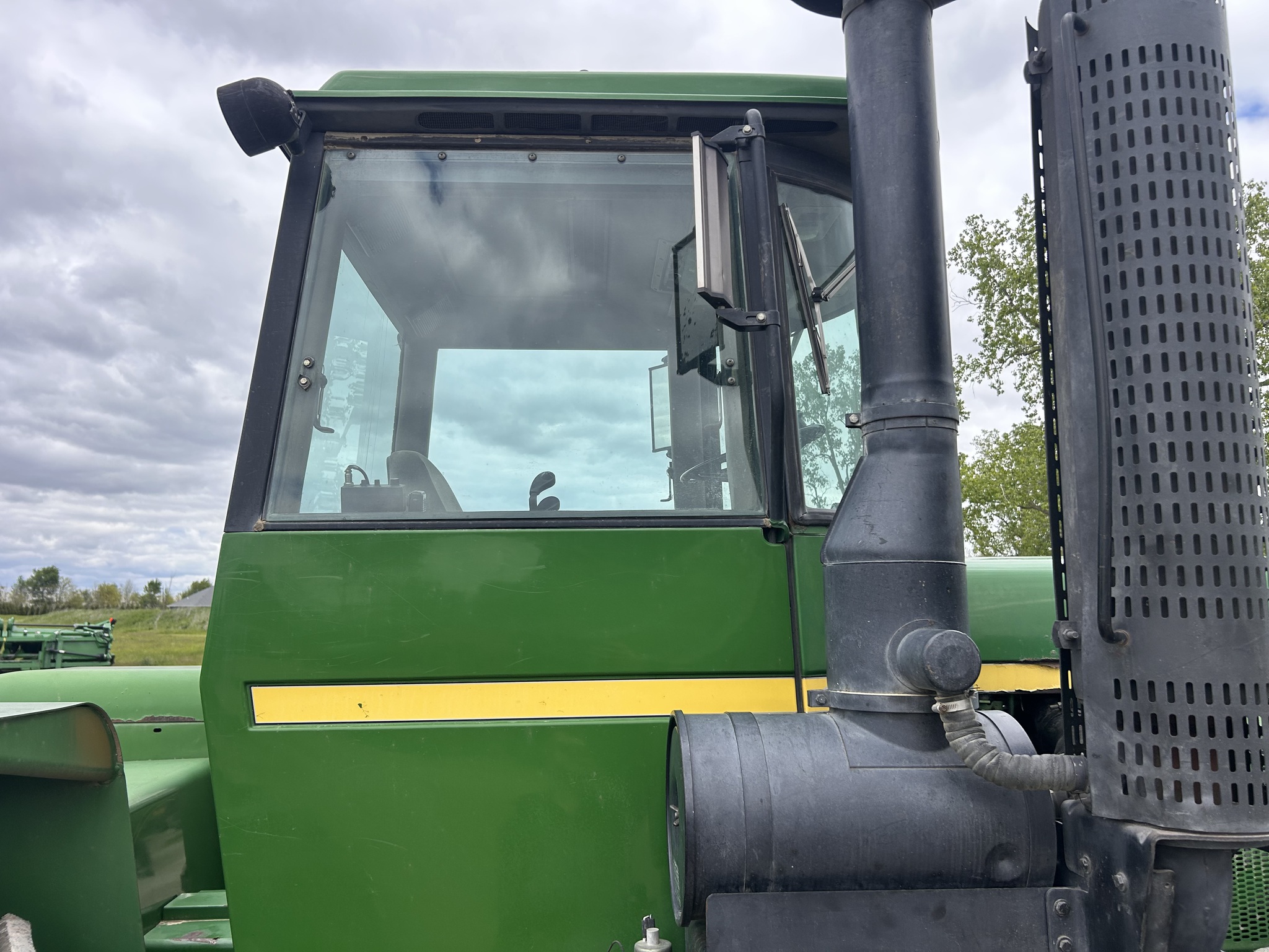 1983 John Deere 8650 Image 11