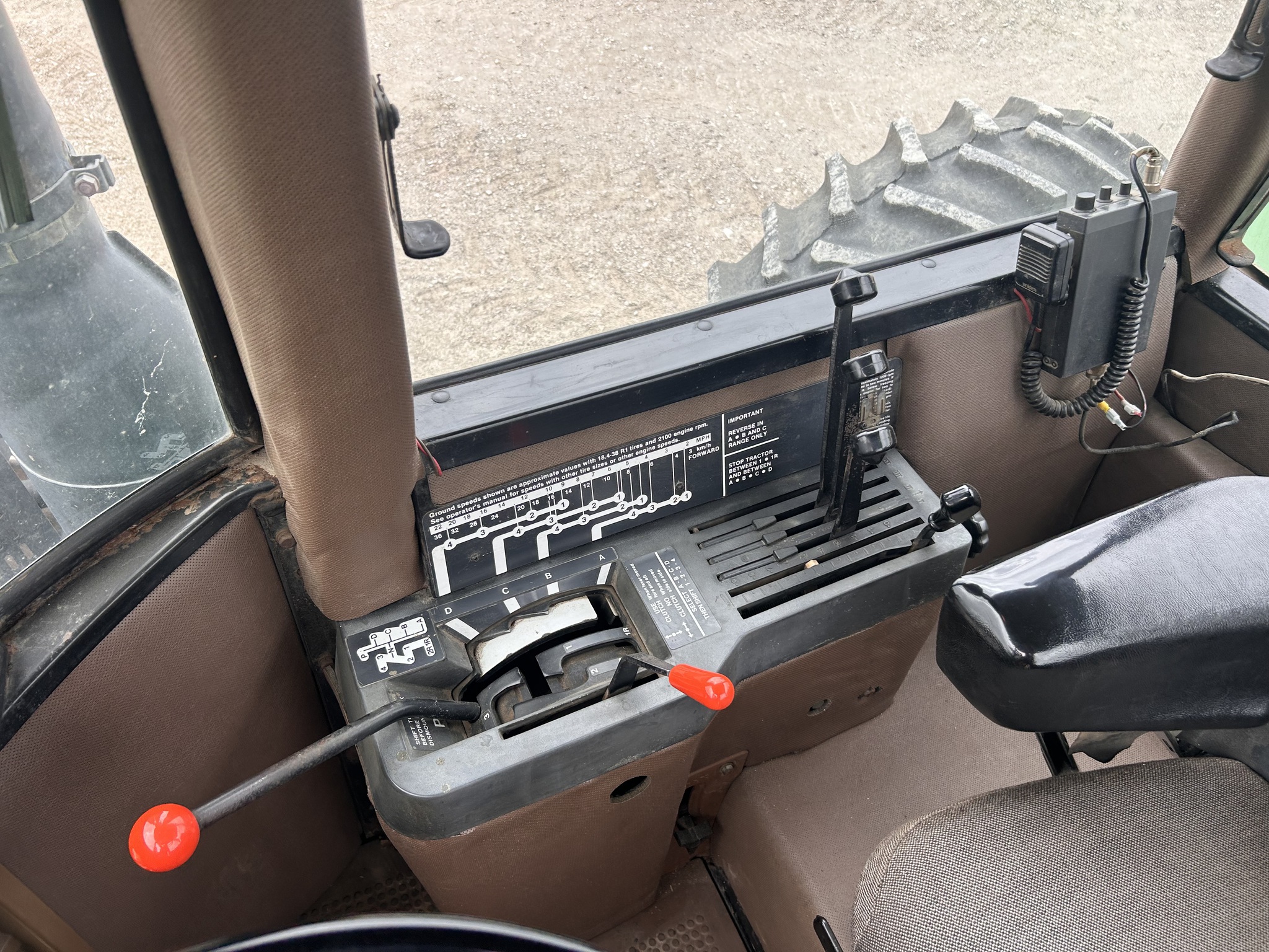 1983 John Deere 8650 Image 32