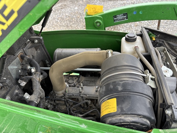 Used 2022 John Deere 2025R Compact Utility Tractors at Koenig Equipment in Richmond, IN - Photo11