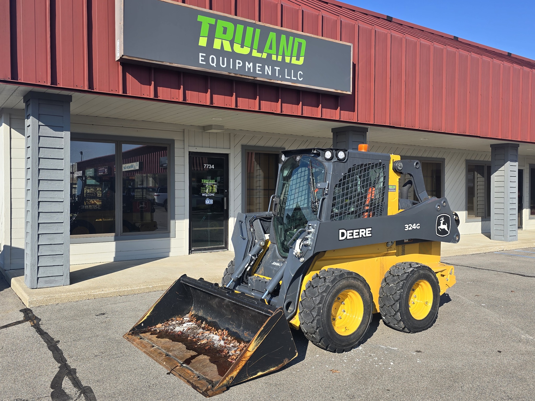 2024 John Deere 324G Image 1