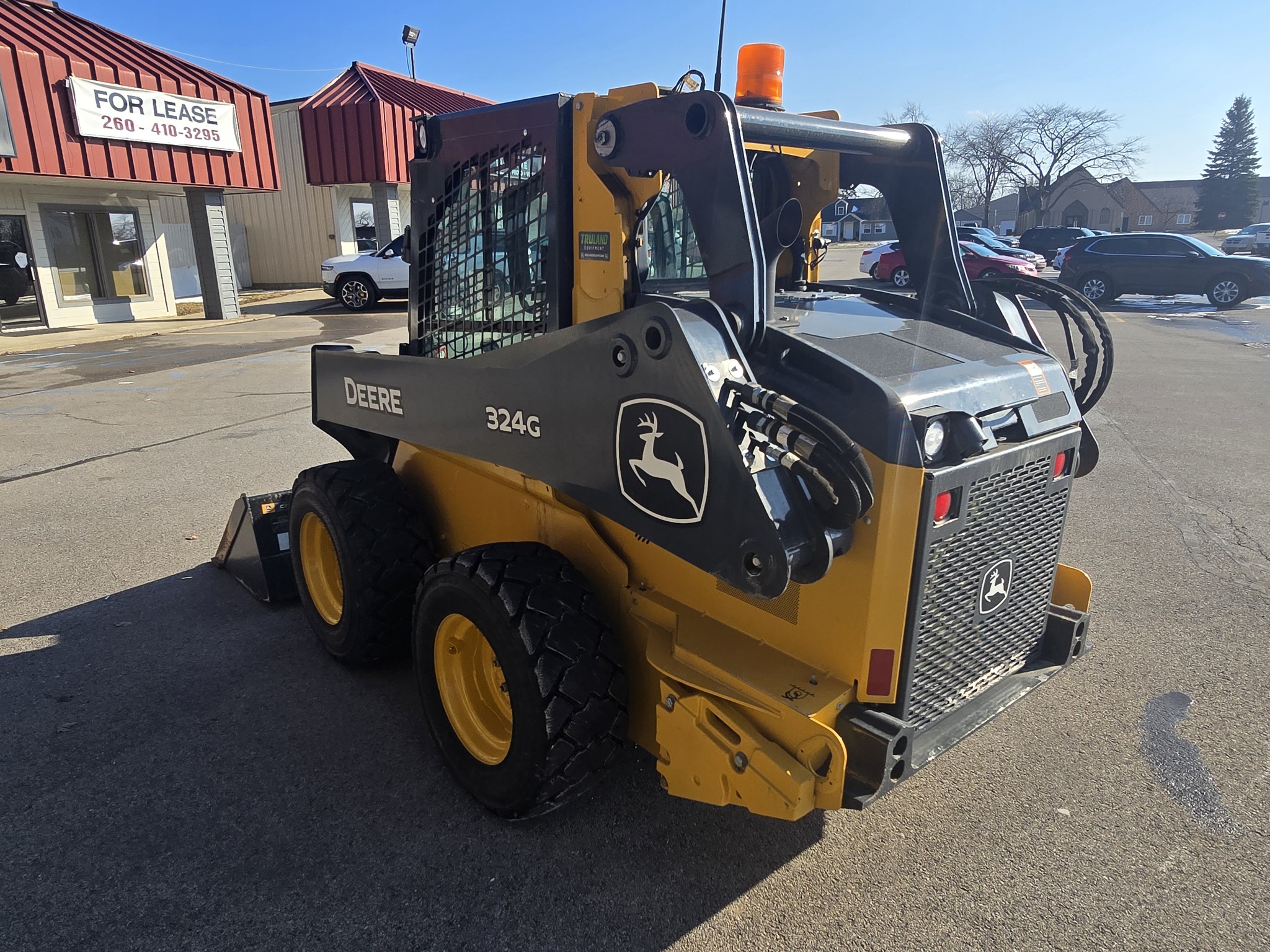 2024 John Deere 324G Image 8