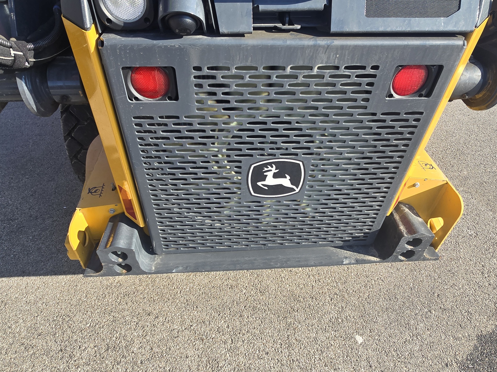 2024 John Deere 324G Image 9