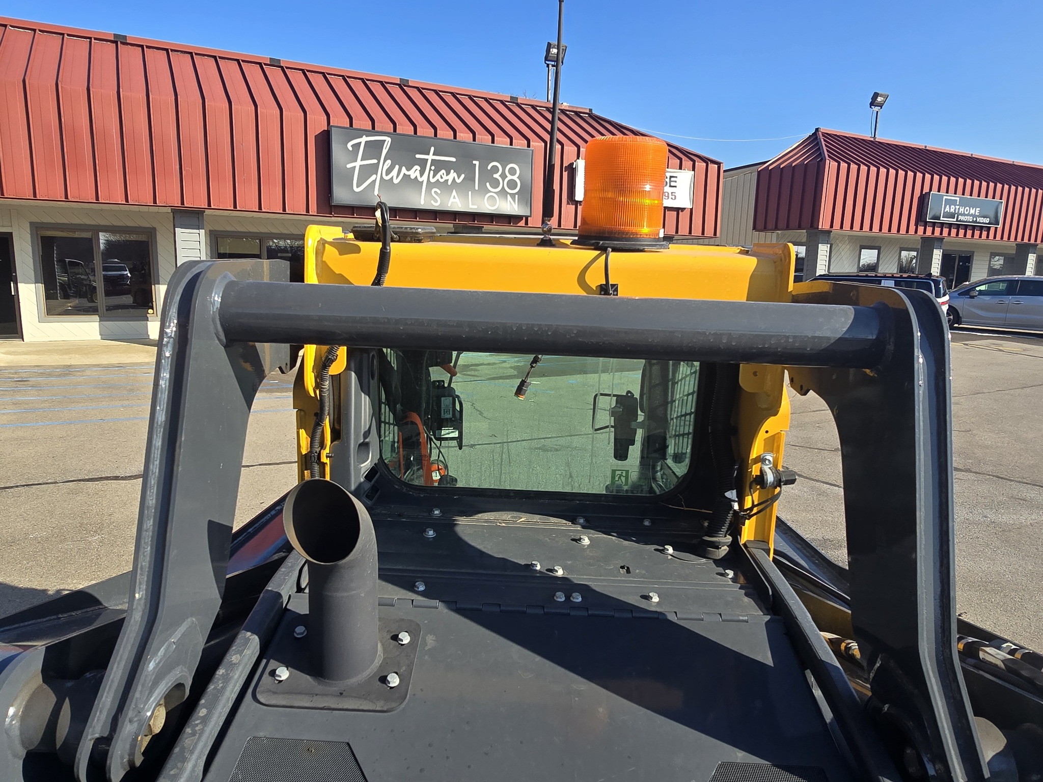 2024 John Deere 324G Image 11