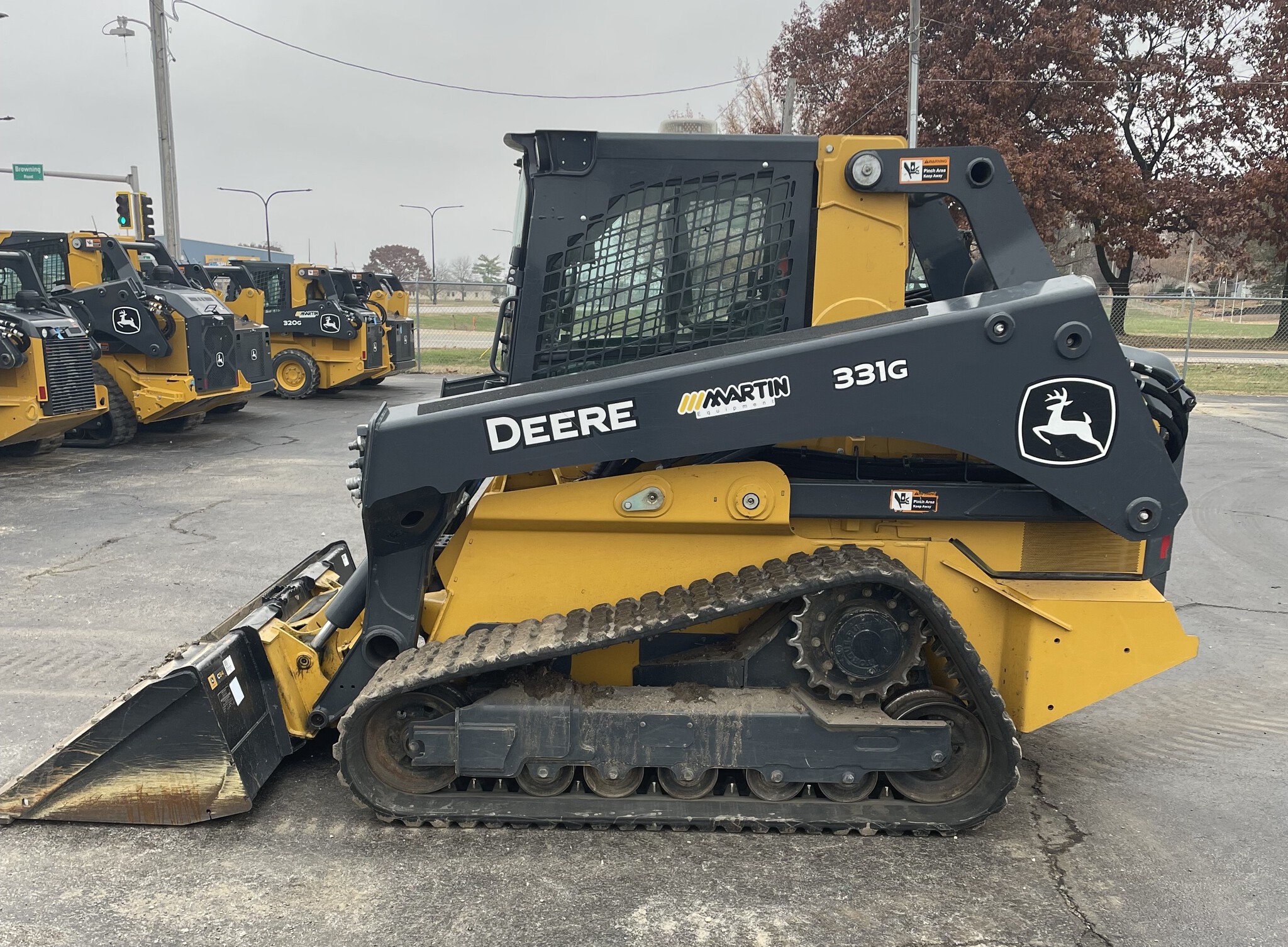 2021 John Deere 331G Image 2