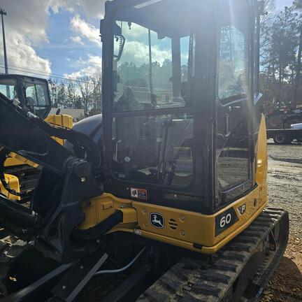 0 John Deere 60 P-Tier-3