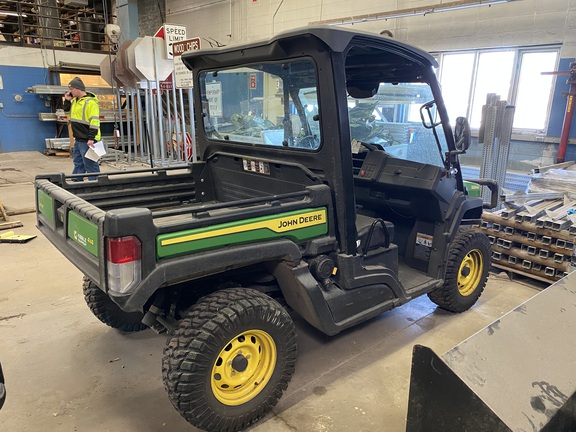 2024 John Deere XUV 835M - Photo7