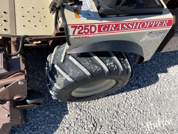 Photo of 2020 Grasshopper 725DT