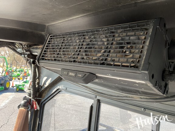 Photo of 2019 John Deere XUV 590M